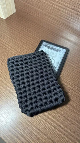 Capa para Kindle em crochê 