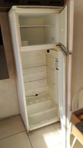 Geladeira 127v