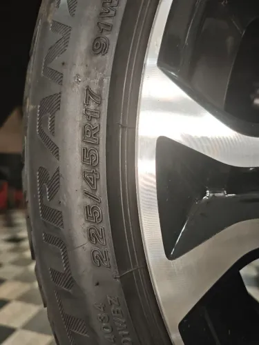 VENDO 04 PNEUS 225/45 R17 - OPORTUNIDADE