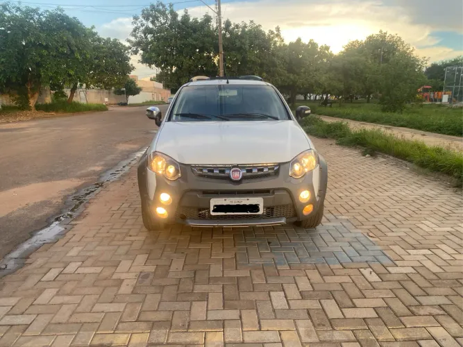 Fiat Palio Weekend Adventure Locker 1.8 Flex 2016