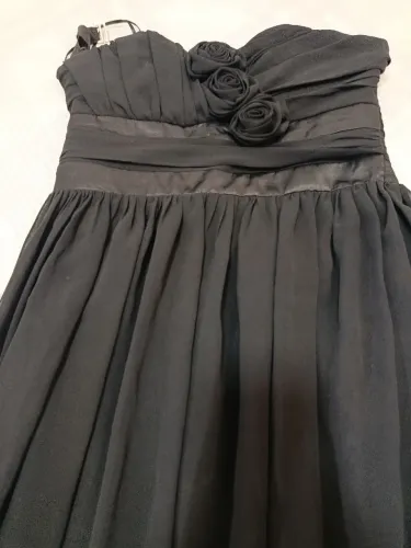Vestidos de festa . Excelente estado. Mais de dez peças e modelos diferentes.