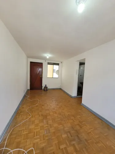 Imóvel para aluguel com 56 metros quadrados com 2 quartos em Taquara - Rio de Janeiro - RJ