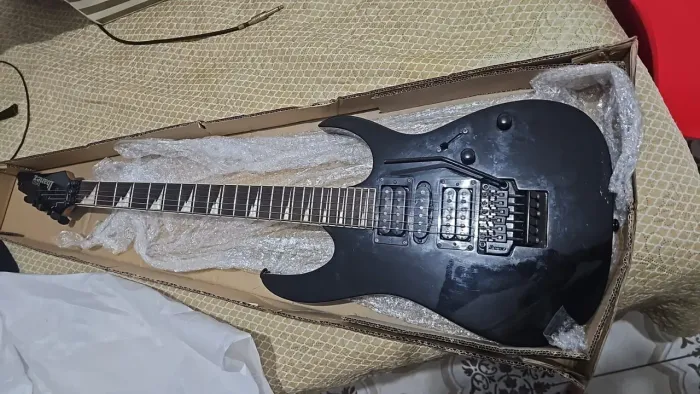 Guitarra Ibanez GRG 270dx