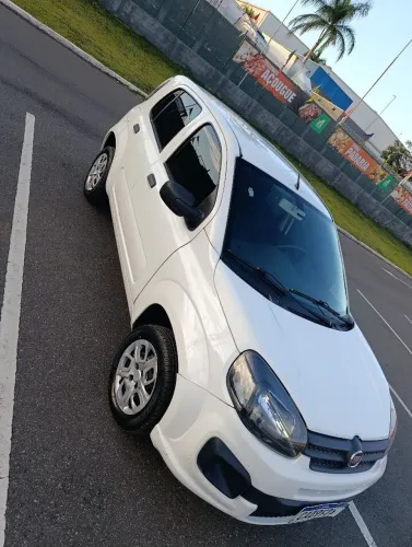 Fiat Uno Attractive 1.0 EVO Fire Flex 8V 5P 2020