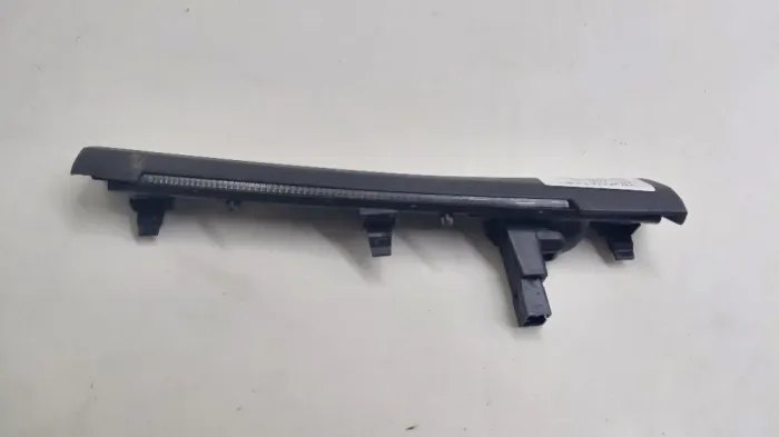 Acabamento inferior painel Vw jetta gli 2.0 2020 17B858415S