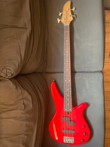 Vendo baixo Yamaha