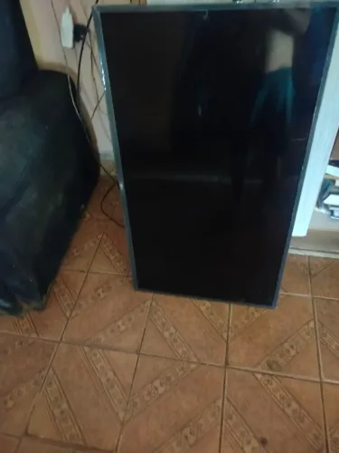 Tv para retirada de peça