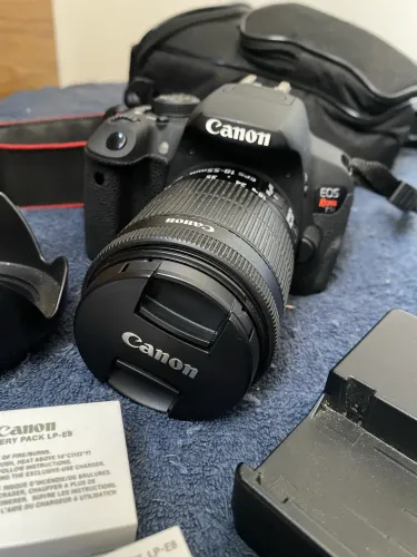 Máquina Canon T5i