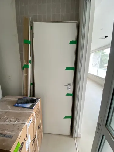 Vende uma porta
