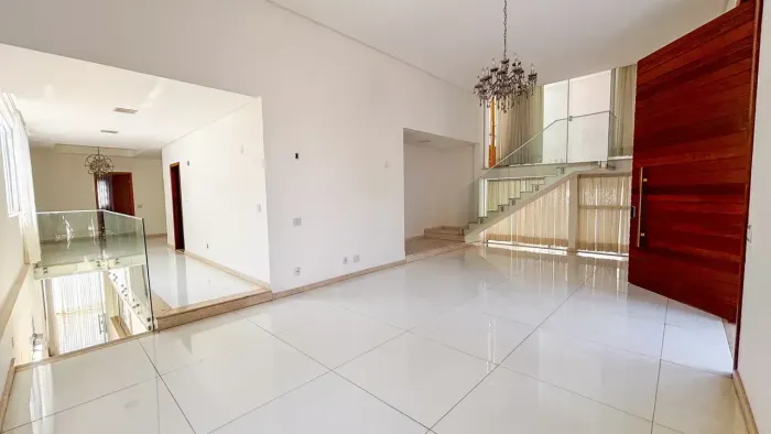 Sobrado de Alto Padrão  Alphaville Araguaia, Goiânia