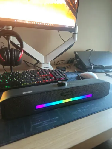 Soundbar RGB LENOVO