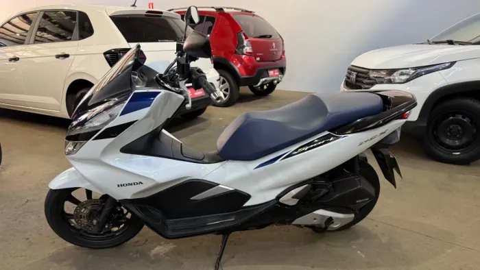HONDA PCX 150 SPORT BRANCO 2022