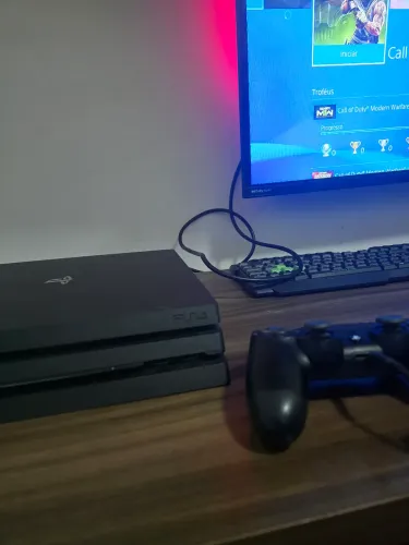 PS4 PRO