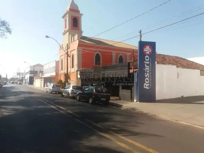 Salão comercial no centro de Ibaté