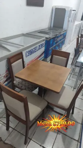 Mesa usada conservada