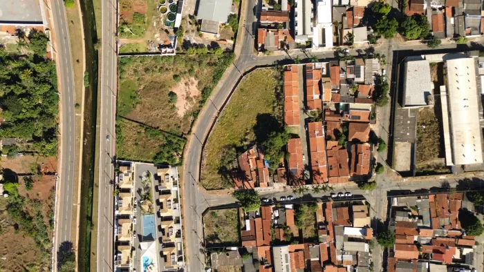 Terreno 952 m2 - Próximo ao Bretas da T-2