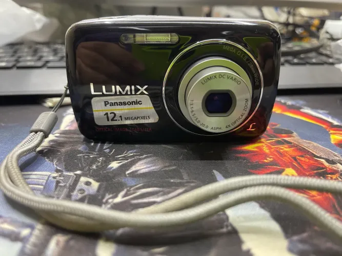 Câmera Panasonic S1 12 mpx lente Leica ( leia a descrição)