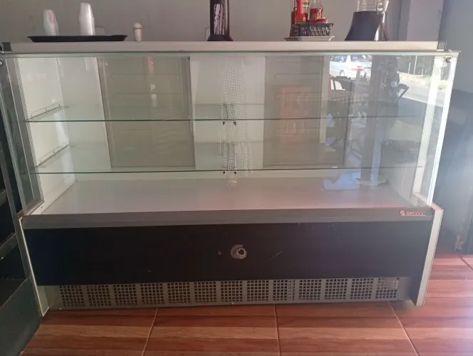 Balcão seco novo