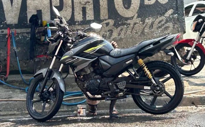 Yamaha Fazer 150 - Ótimo Estado - Pronta para Rodar