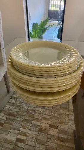 Aparelho de Jantar Colorex semi-novo