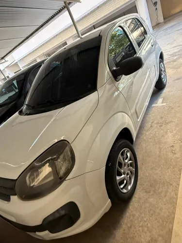 Fiat Uno Attractive 1.0 EVO Fire Flex 8V 5P 2020