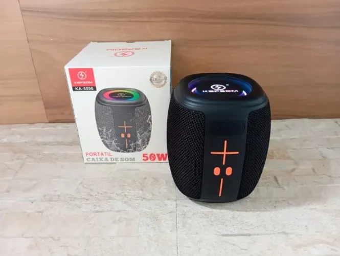 Caixa de Som Kapbom Bluetooth com Grave Forte a Prova D'água