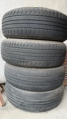 Pneu 165x65x17 usado