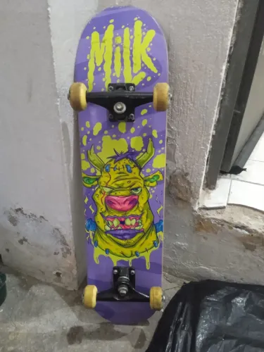 Skate semi profissional usado