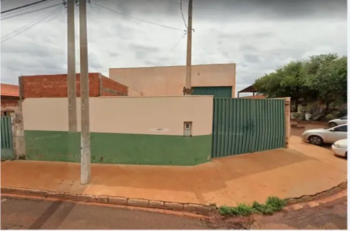 Vendo barracão de 277m² na cidade de Ipuã - SP.