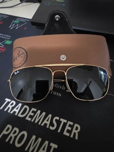 Ray-Ban Comprado na italia ! Modelo Exclusivo!