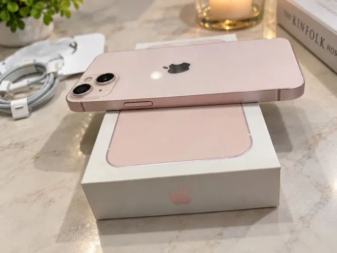 iPhone 13- 256GB