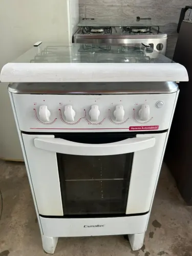 FOGÃO ESMALTEC 280$ 4 BOCAS E FORNO OK FAÇO ENTREGA