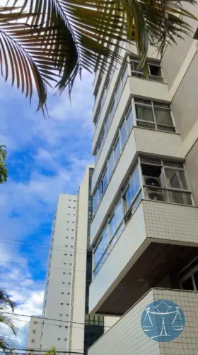 APARTAMENTO NO CORAÇÃO DO TIROL