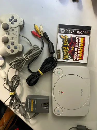 PlayStation 1 baby (Ps one) desbloqueado
