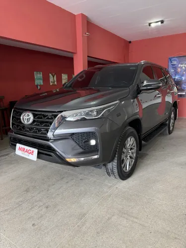 Toyota Hilux SW4 SRV 4X2 2.7 Flex 16V Aut. 2021