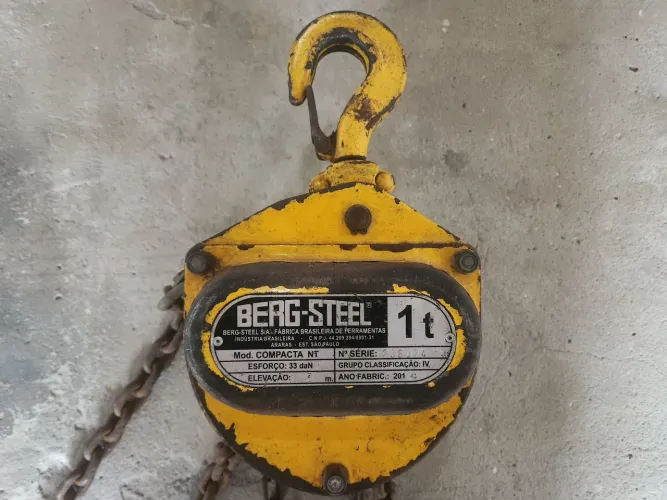 Talha manual compacta Berg-Steel 1T