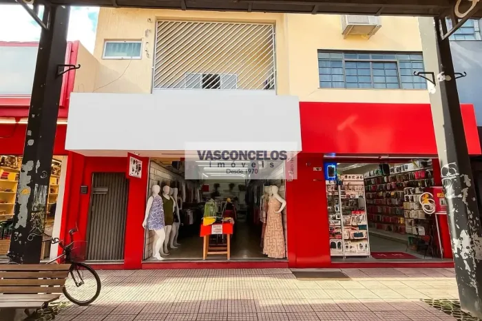 Ponto comercial com residência na parte superior