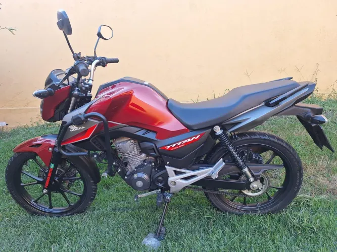 Titan 160 25/25 com abs $$$ 20.00