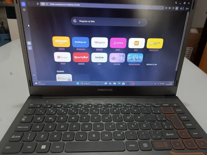 Notebook C14 vision