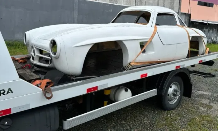 Carroceria Mercedes 300SL Asa de gaivota 1958