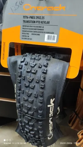 Pneus Trabsition Maxx 29 x 2.25 preto/ Kevlar. Novo.