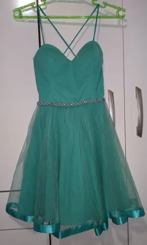 Vestido de festa curto