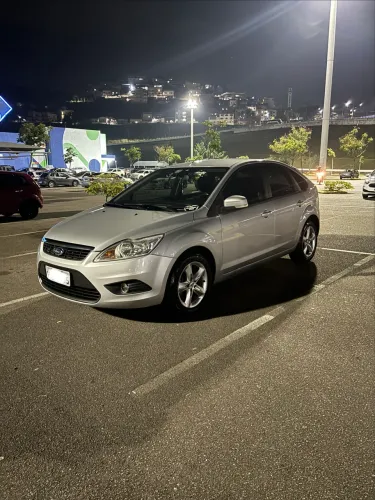 Ford Focus 1.6 S/se/se Plus Flex 8v/16v 5P 2011