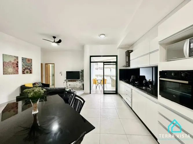 Apartamento com 2 suítes a venda em condomínio frente mar na Praia Grande Ubatuba Sp