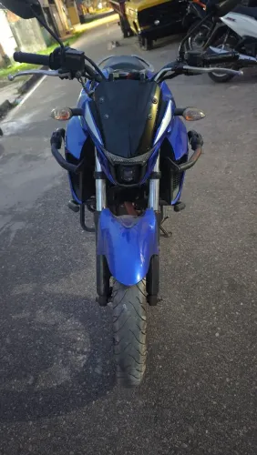 Fazer 250