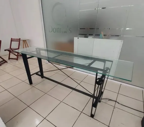 Aparador em vidro 8mm temperado