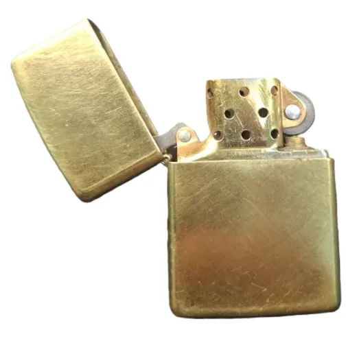 Isqueiro Zippo Dourado Comprado nos EUA Fabricação Novembro de 1994 (K X)