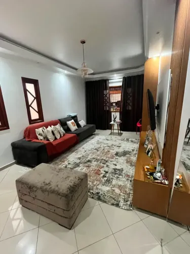 Sobrado à Venda no Jardim Vila Galvão Amplo, Moderno e Ideal para Sua Família!