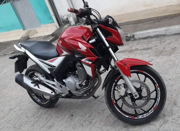 CB Twitter 250c