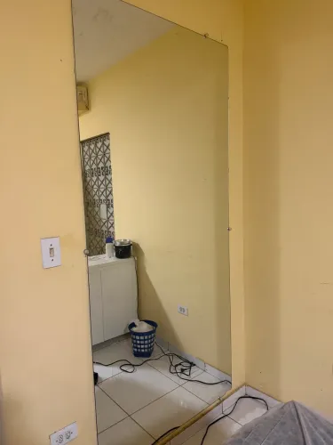 Vende se espelho